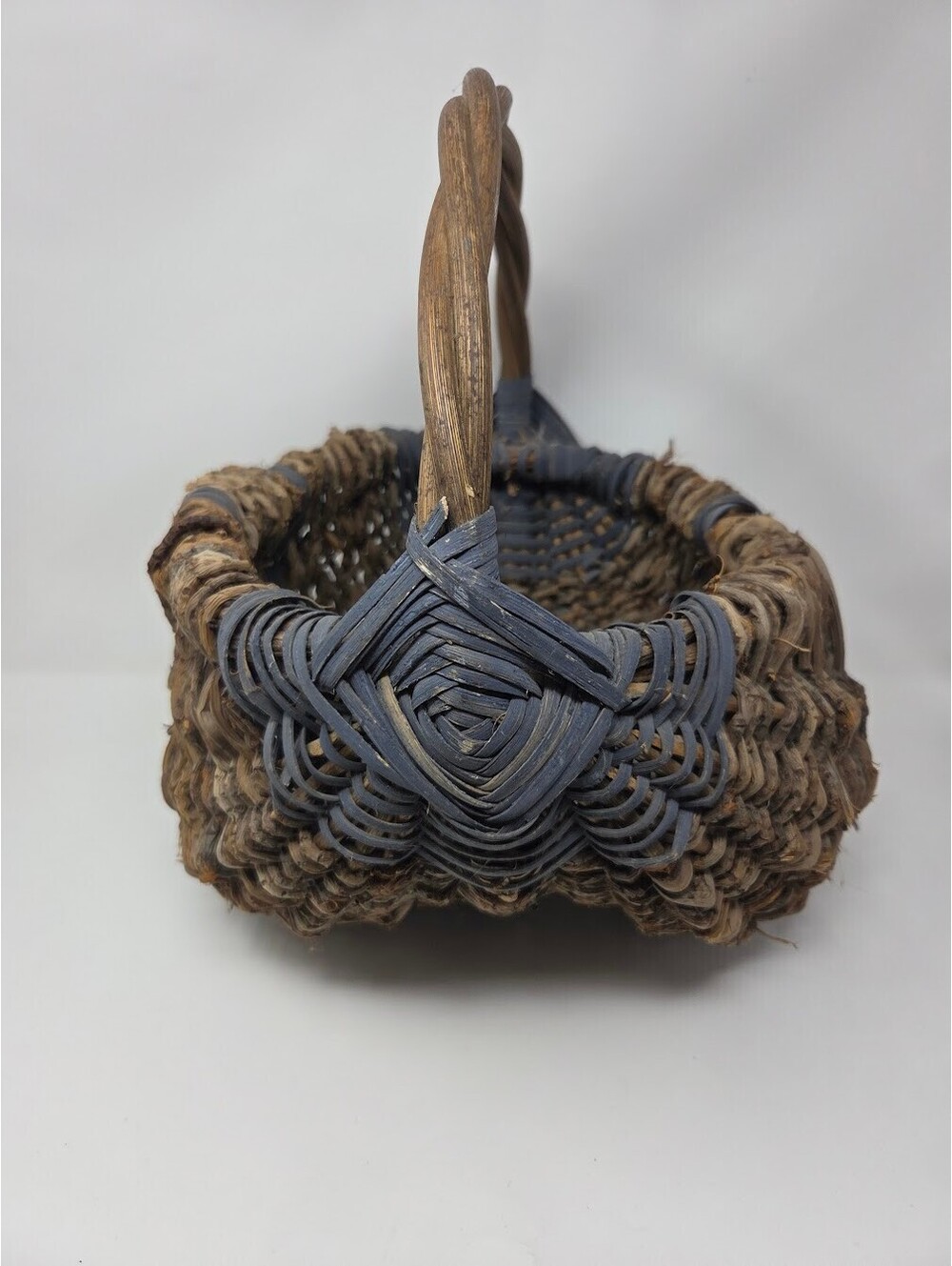 Handwoven Rustic Wicker Basket With Wooden Handle And Blue Accent Weaving